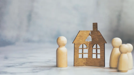 How Does Texas Law Handle the Division of Marital Assets in Divorce?